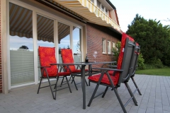 Terrasse und Garten - Ferienwohnung Krabbe